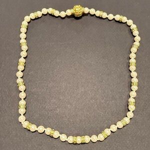 Faux Pearl Beaded Necklace with Gold Crystal Beads and Magnetic Clasp